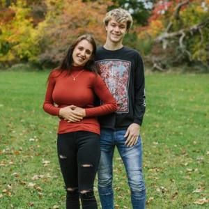 Meet your Posher, Tia